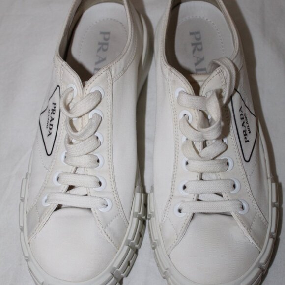 PRADA Canvas Logo Skate Sneakers Flats Lace Up 39.5 - Picture 8 of 8